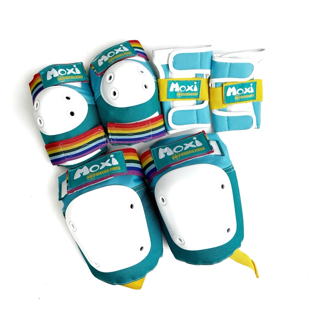 Moxi Pads jade roller skating pads womens